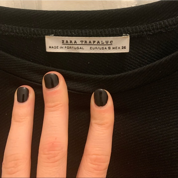 Black Zara bell sleeve top with detail - Picture 3 of 3